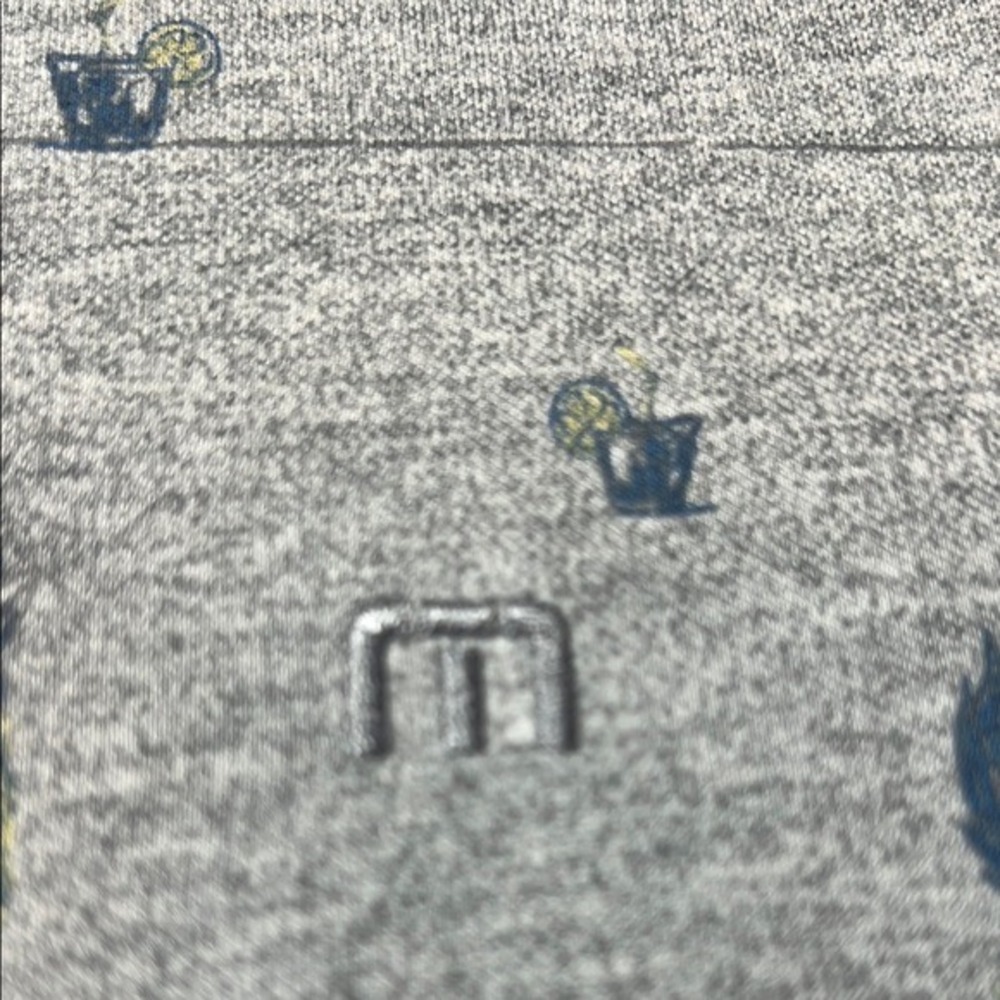 Travis Mathew ISO  Golf Polo Shirt Pineapple Cocktail Print Gray Casual Size? - Picture 2 of 6